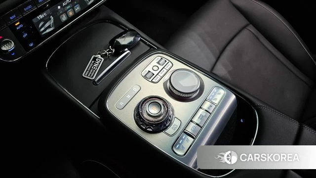 Genesis G90 (RS4) id 4322106 из Кореи 34