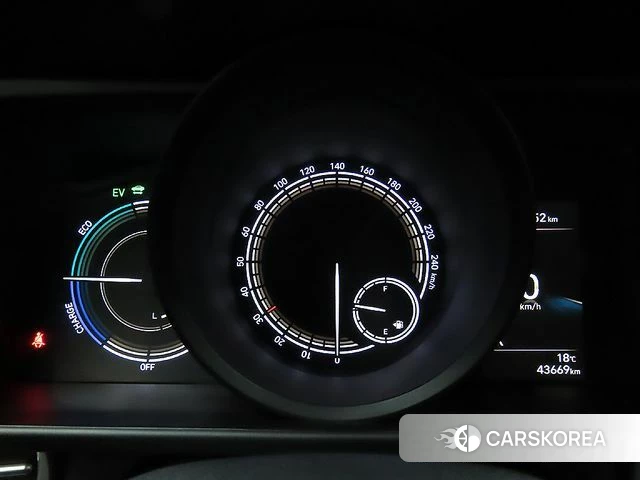 Hyundai Avante Hybrid (CN7) id 4309744 из Кореи 18