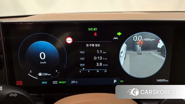 Hyundai Grandeur Hybrid (GN7) id 3026881 из Кореи 18