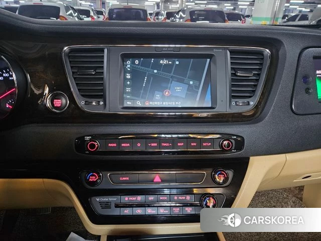 Kia The New Carnival id 3879482 из Кореи 16