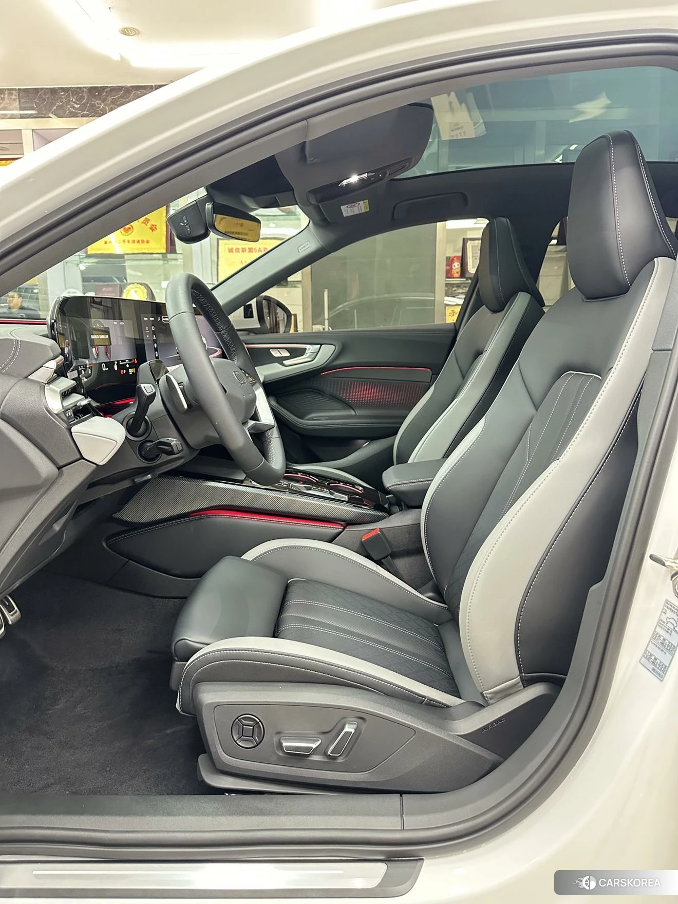 Audi A5L id 4499044 из Китая 23