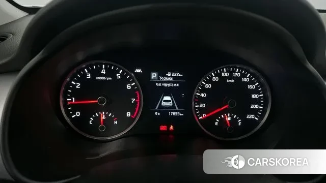 Kia Stonic id 3556975 из Кореи 18