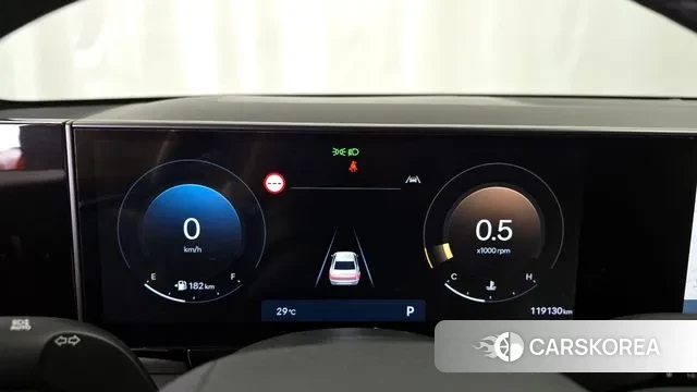 Hyundai Grandeur (GN7) id 3153917 из Кореи 18