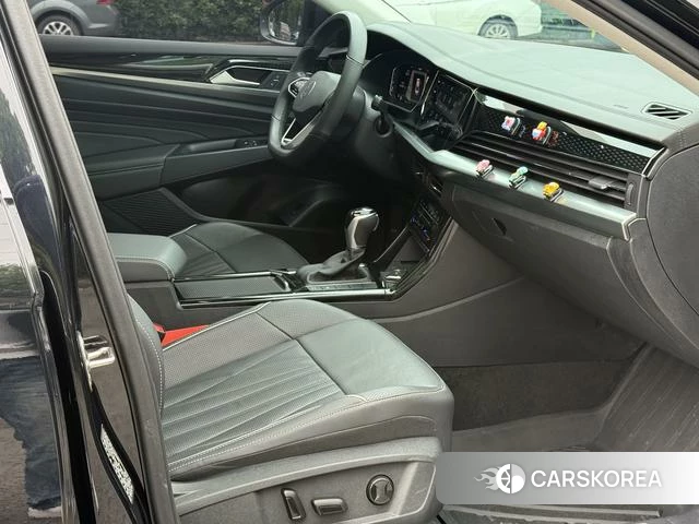 Volkswagen Passat id 4259029 из Китая 22