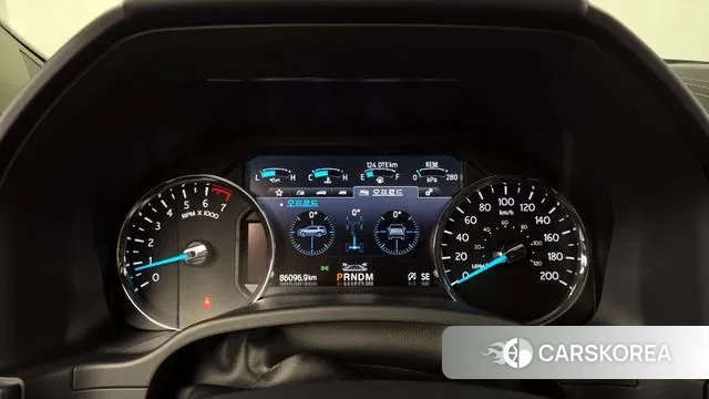 Ford Expeditation id 2998944 из Кореи 18