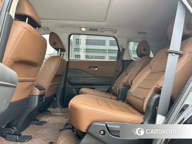 Nissan Exploring the land id 4262621 из Китая 18