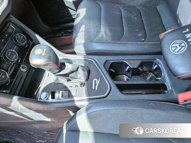 Volkswagen Tiguan L id 4300492 из Китая 13