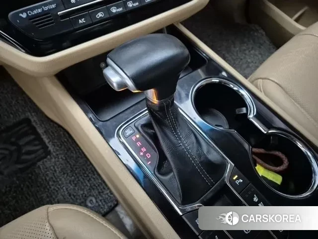 Kia The New Carnival id 3440031 из Кореи 18