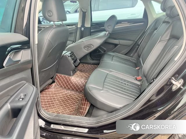 Volkswagen Passat id 4306946 из Китая 13