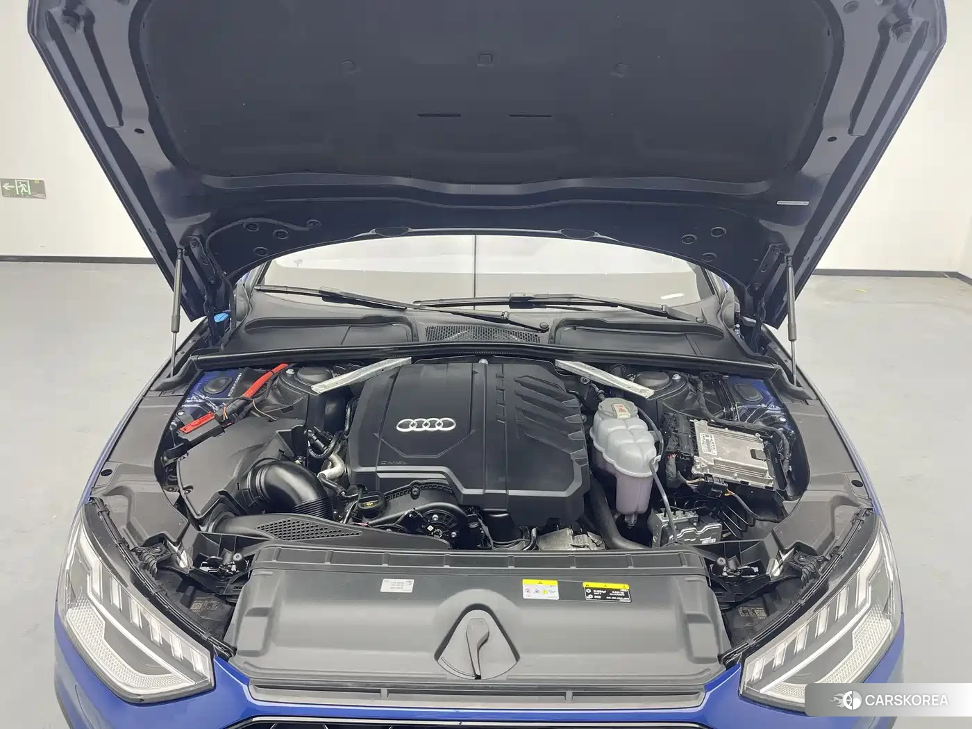 Audi A4L id 4607208 из Китая 18