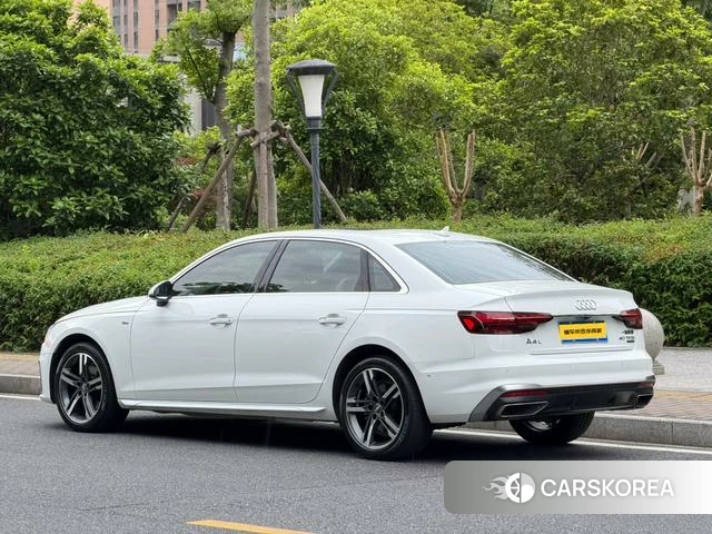 Audi A4L id 4298121 из Китая 10
