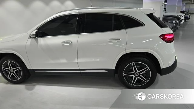 Mercedes-Benz EQA H243 id 4853509 из Кореи 18