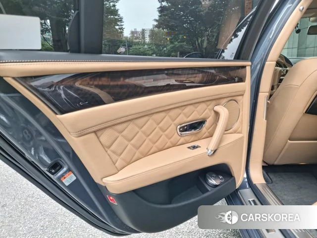 Bentley Flying Spur 2nd Generation id 4471816 из Кореи 8