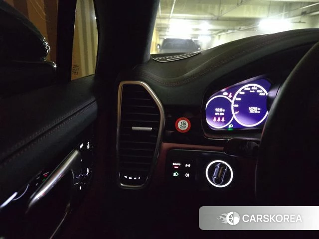 Porsche Cayenne (PO536) id 3791980 из Кореи 8