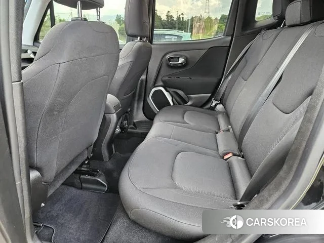 Jeep Renegade id 3123290 из Кореи 11