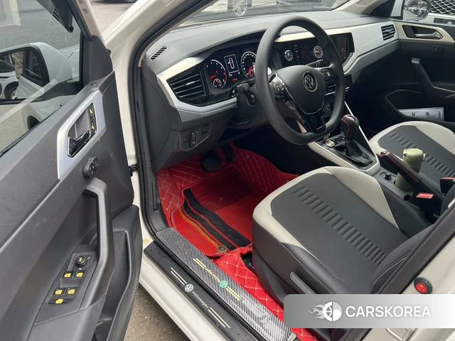 Volkswagen Polo id 4290257 из Китая 8