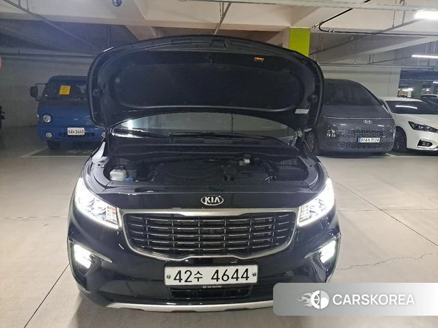 Kia The New Carnival id 4403189 из Кореи 18