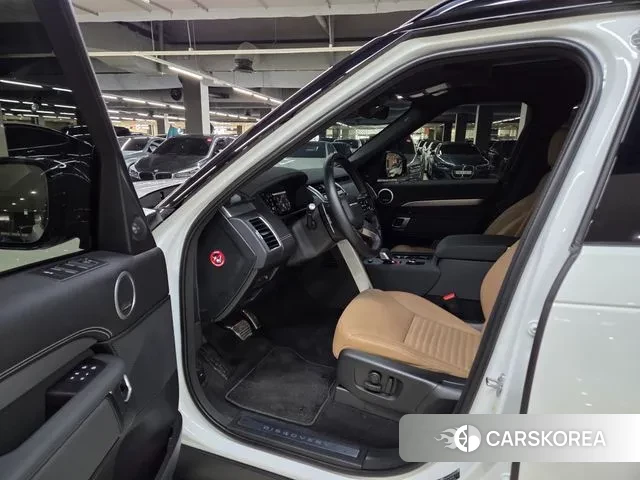 Land Rover Discovery 5 id 3732265 из Кореи 18