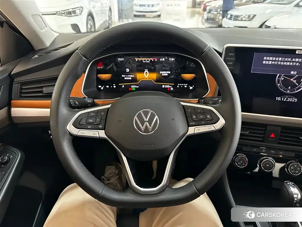 Volkswagen Bora id 4570738 из Китая 32