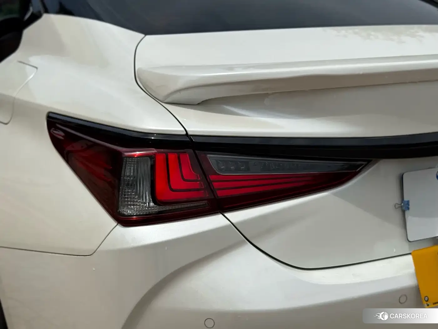 Lexus ES id 4559794 из Китая 25