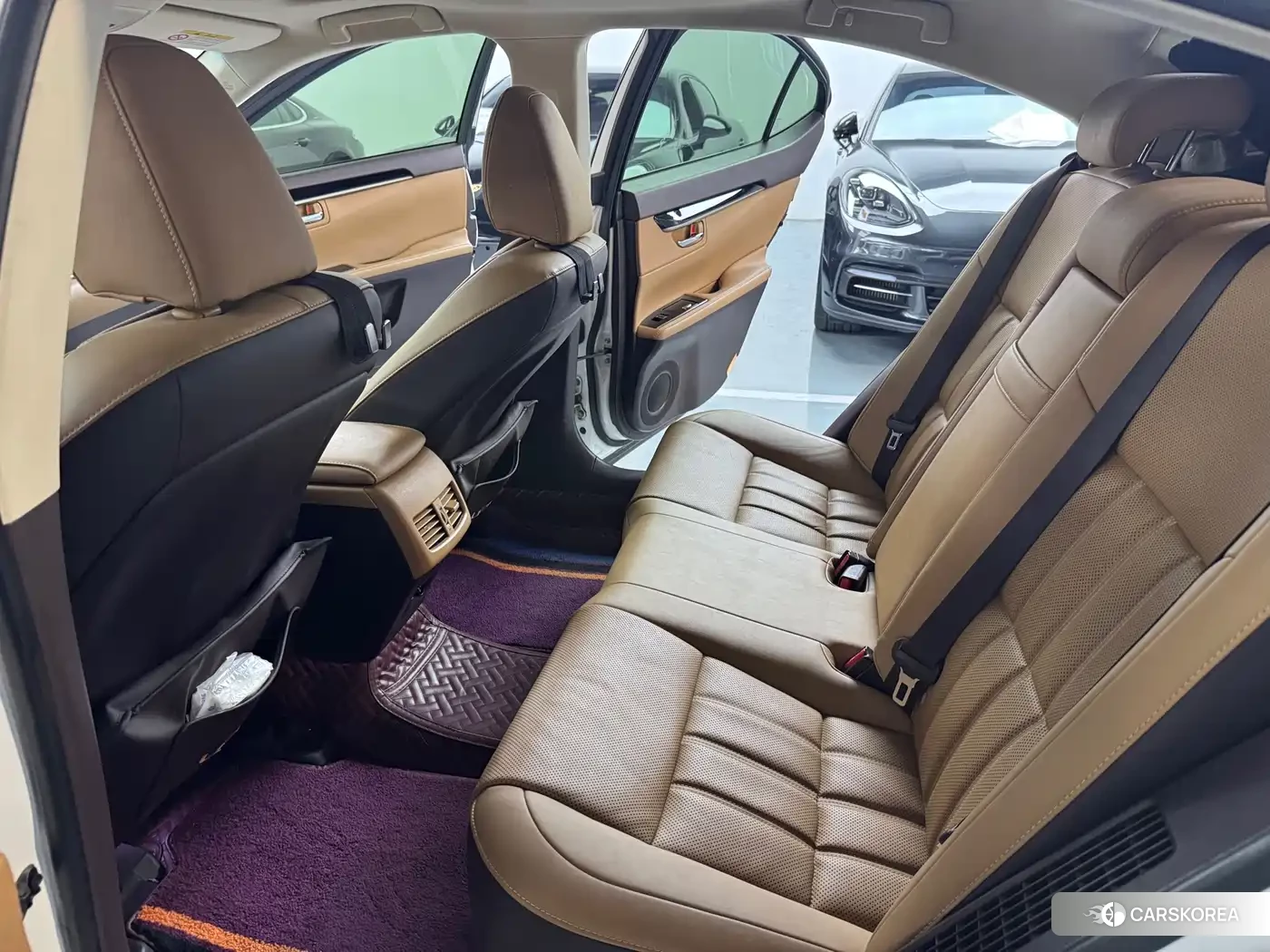 Lexus ES id 4539175 из Китая 23