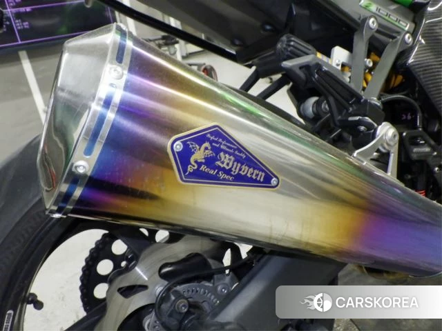 Kawasaki Z1000 id 4237570 из Японии 32