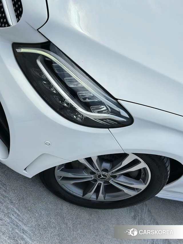 Mercedes-Benz Class C id 4259295 из Китая 11