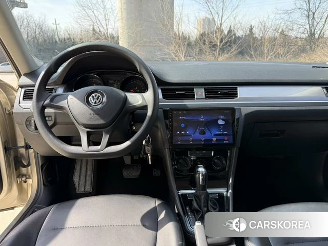 Volkswagen Bora id 4257368 из Китая 8