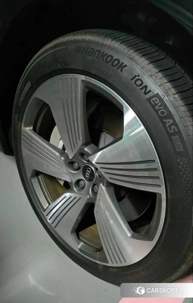 Audi e-Tron id 4697302 из Кореи 8