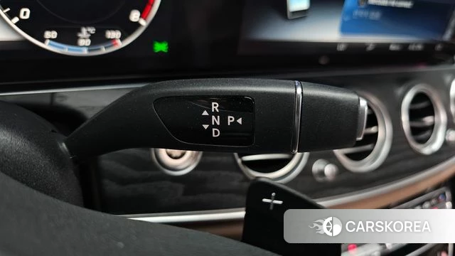 Mercedes-Benz E-Class W213 id 4882341 из Кореи 35