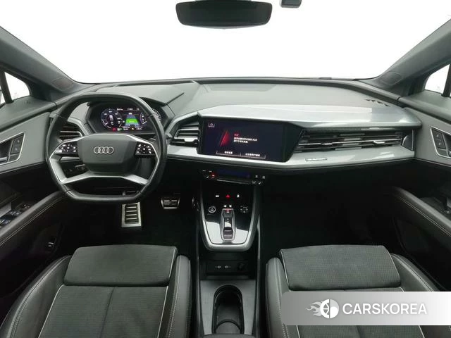 Audi Q5 e-tron id 3969106 из Китая 23