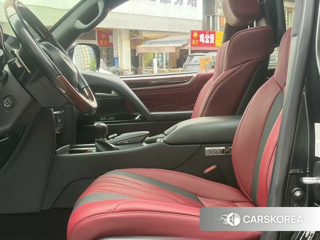 Lexus LX id 4314406 из Китая 11