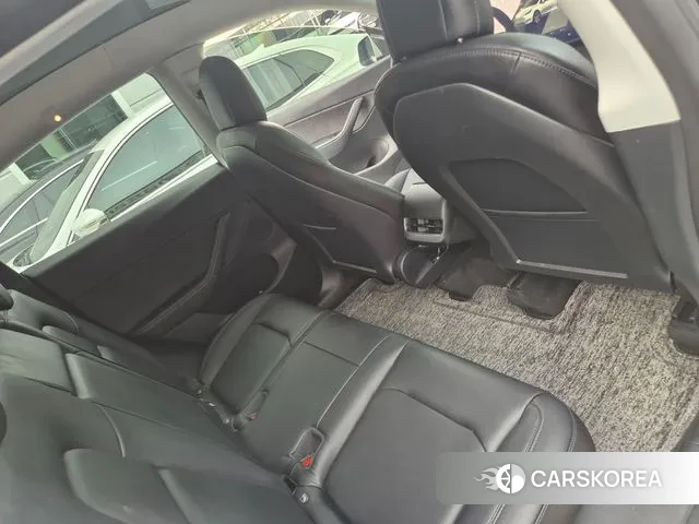 Tesla Model Y id 3477009 из Кореи 8