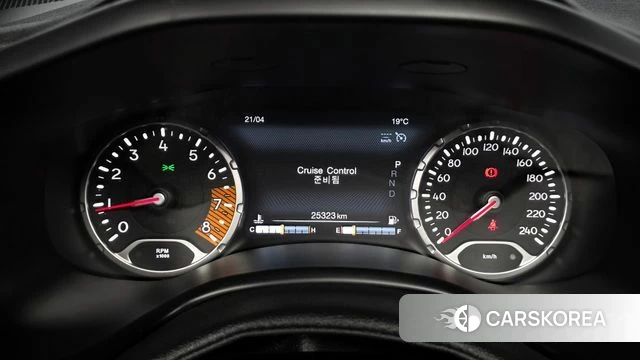 Jeep Renegade id 4178429 из Кореи 18