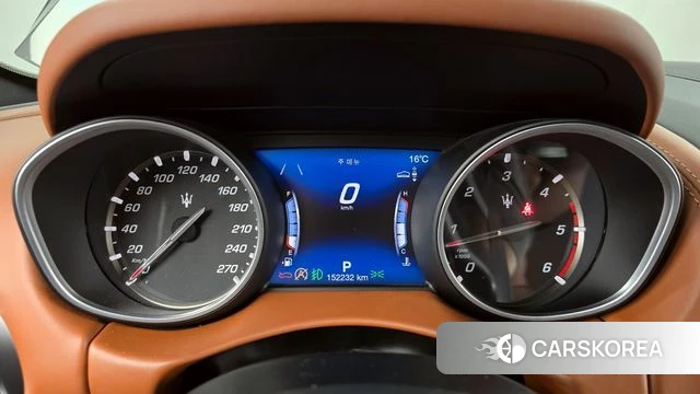 Maserati Levante id 4233154 из Кореи 18