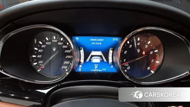 Maserati Quattroporte id 3176924 из Кореи 18