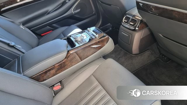 Genesis G90 id 4453432 из Кореи 16