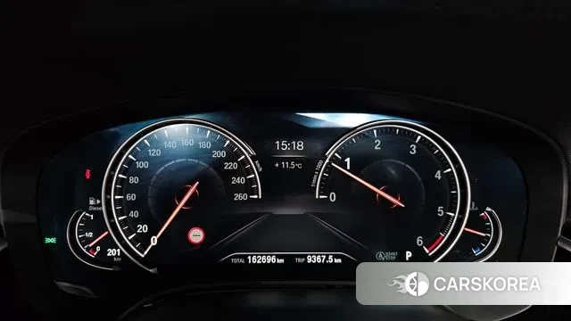 BMW 5 Series (G30) id 3418176 из Кореи 18