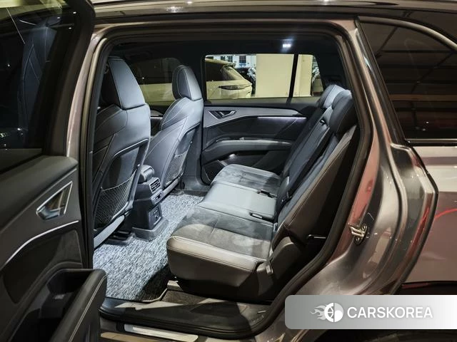 Audi Q5 e-tron id 4314810 из Китая 8