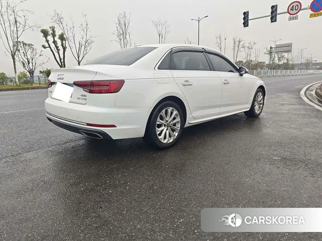 Audi A4L id 3882460 из Китая 8