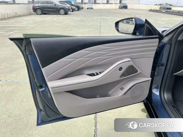 Geely Galaxy Galaxy Sparkle 8 PHEV id 4241880 из Китая 18