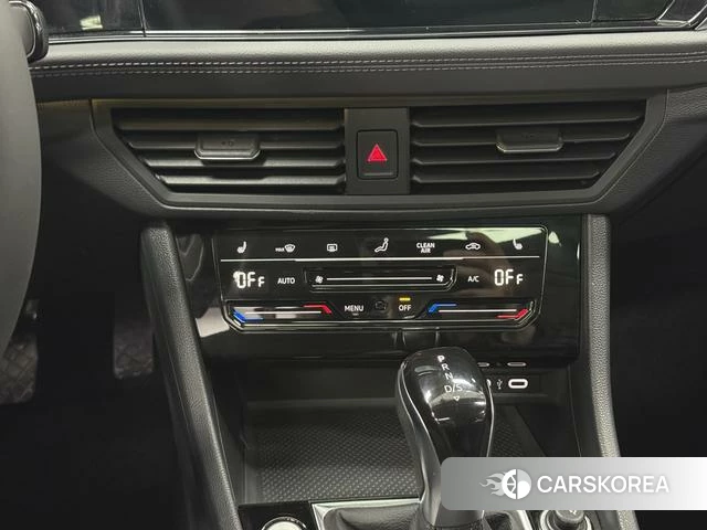 Volkswagen Sagitar id 4213228 из Китая 17