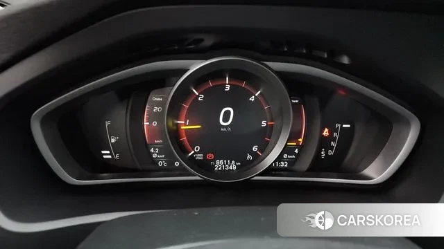 Volvo V40 Cross-Country id 3563194 из Кореи 18