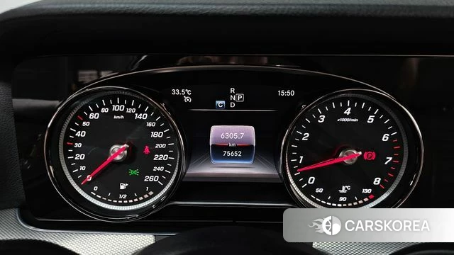 Mercedes-Benz E-Class W213 id 4662852 из Кореи 32
