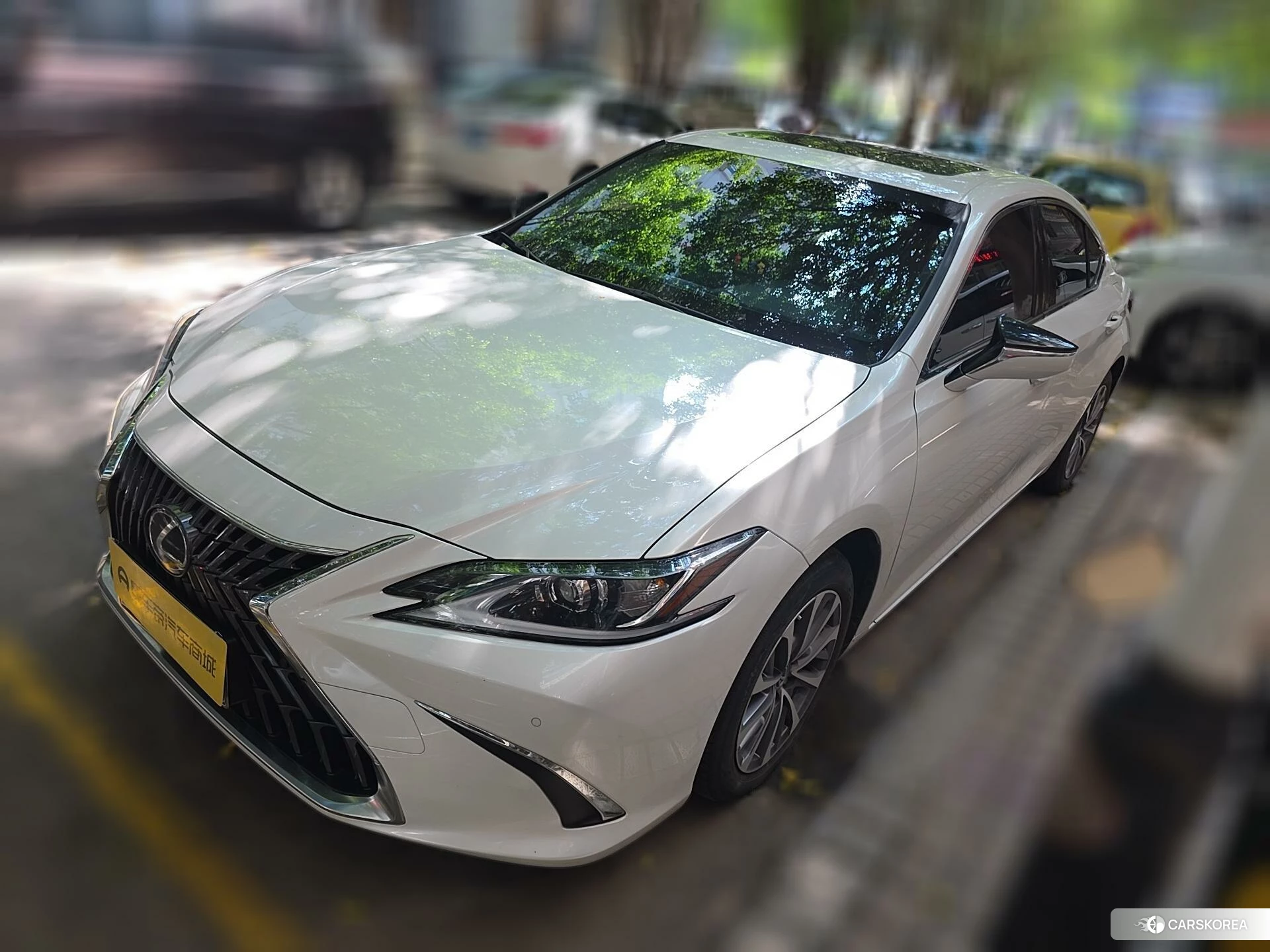 Lexus ES id 4487434 из Китая 19