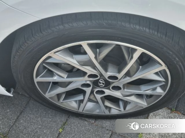 Hyundai The New Avante AD id 3917120 из Кореи 16