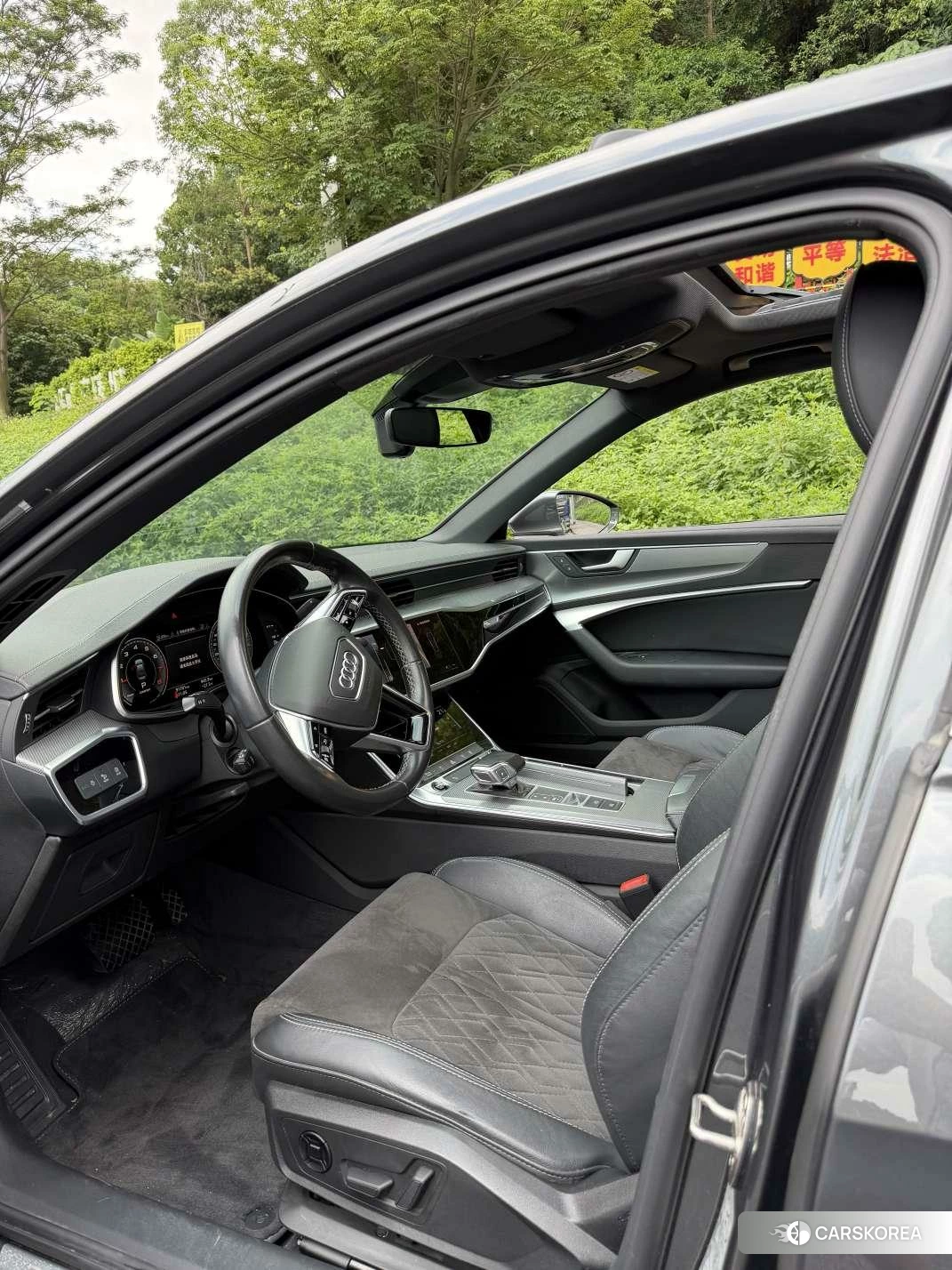 Audi A6L id 4486534 из Китая 8