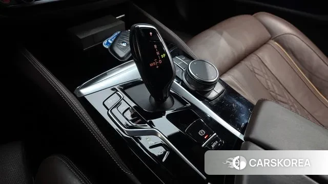 BMW 5 Series (G30) id 3545005 из Кореи 18