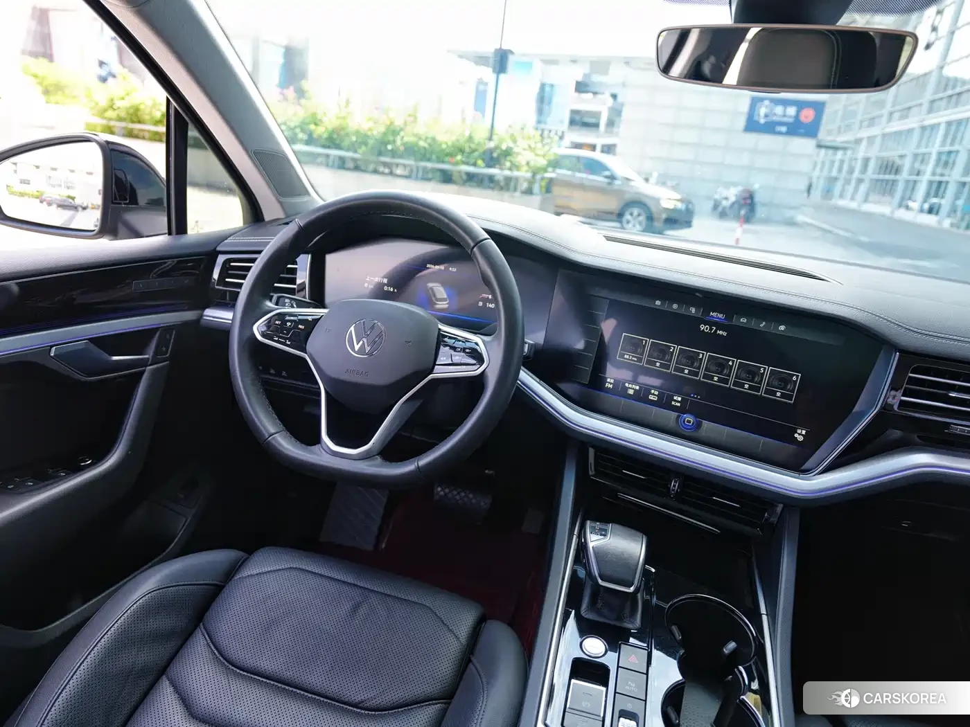 Volkswagen Touareg id 4577445 из Китая 11