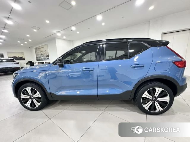 Volvo XC40 EV id 3908744 из Китая 15